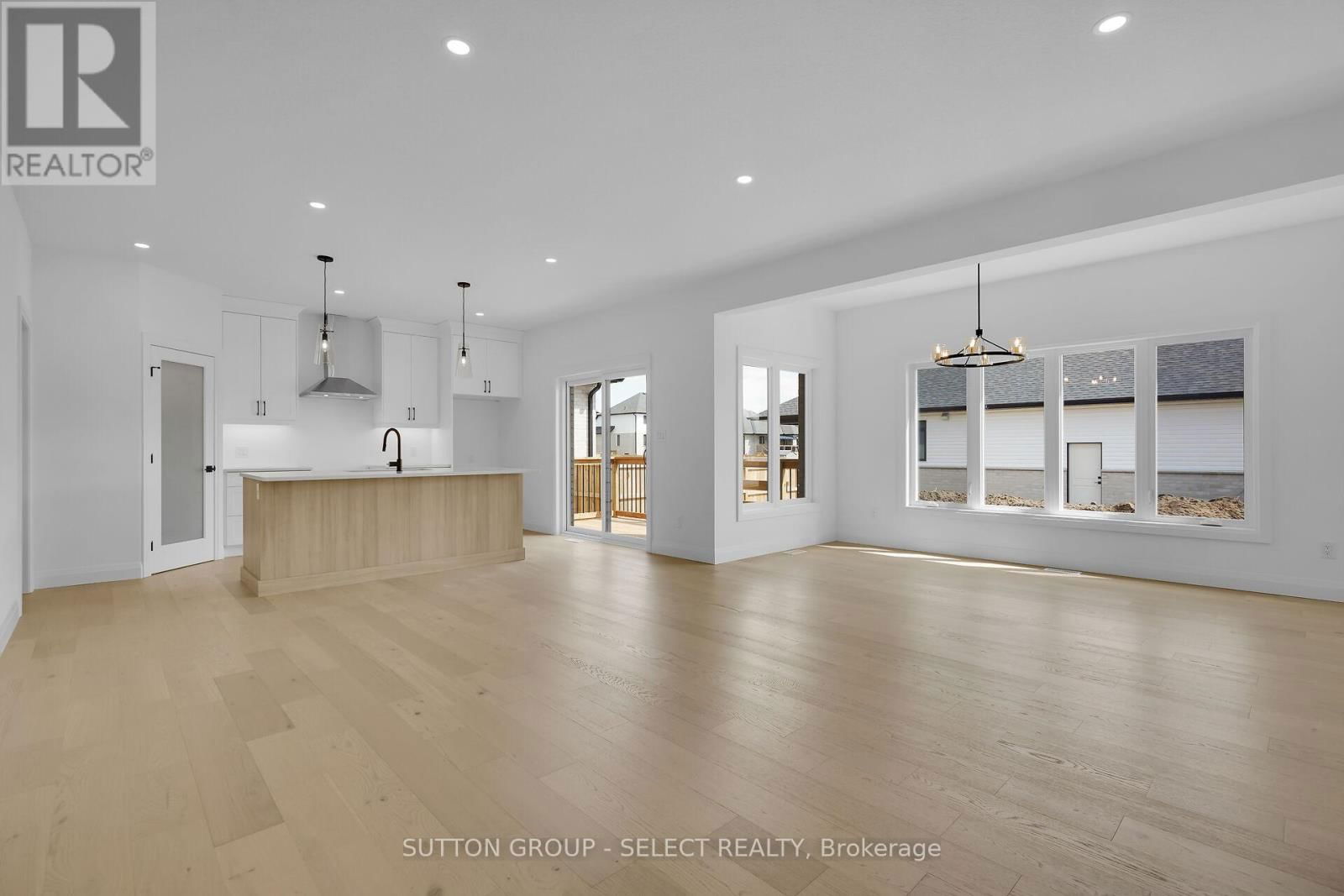 9 BRISCOE CRESCENT Image 10