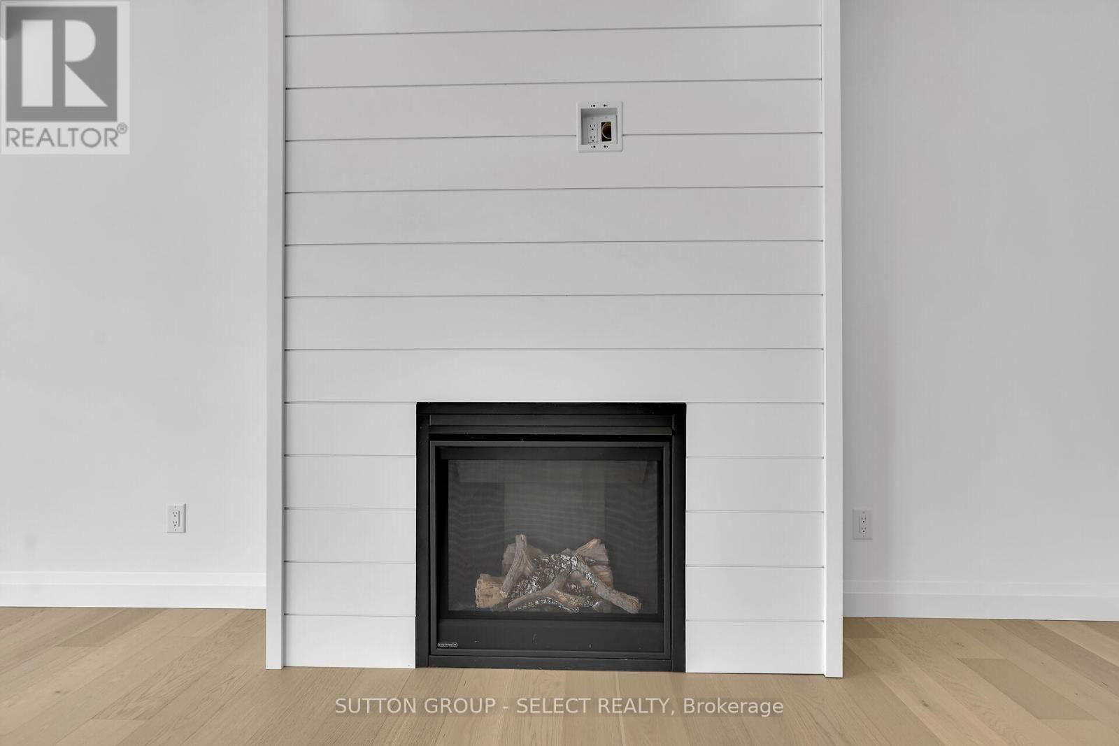 9 BRISCOE CRESCENT Image 5