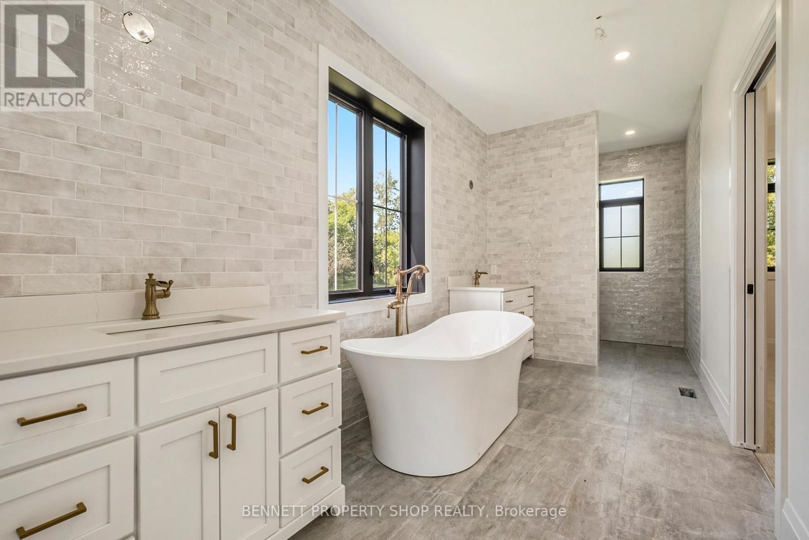3978 SQUIRE ROAD Image 14