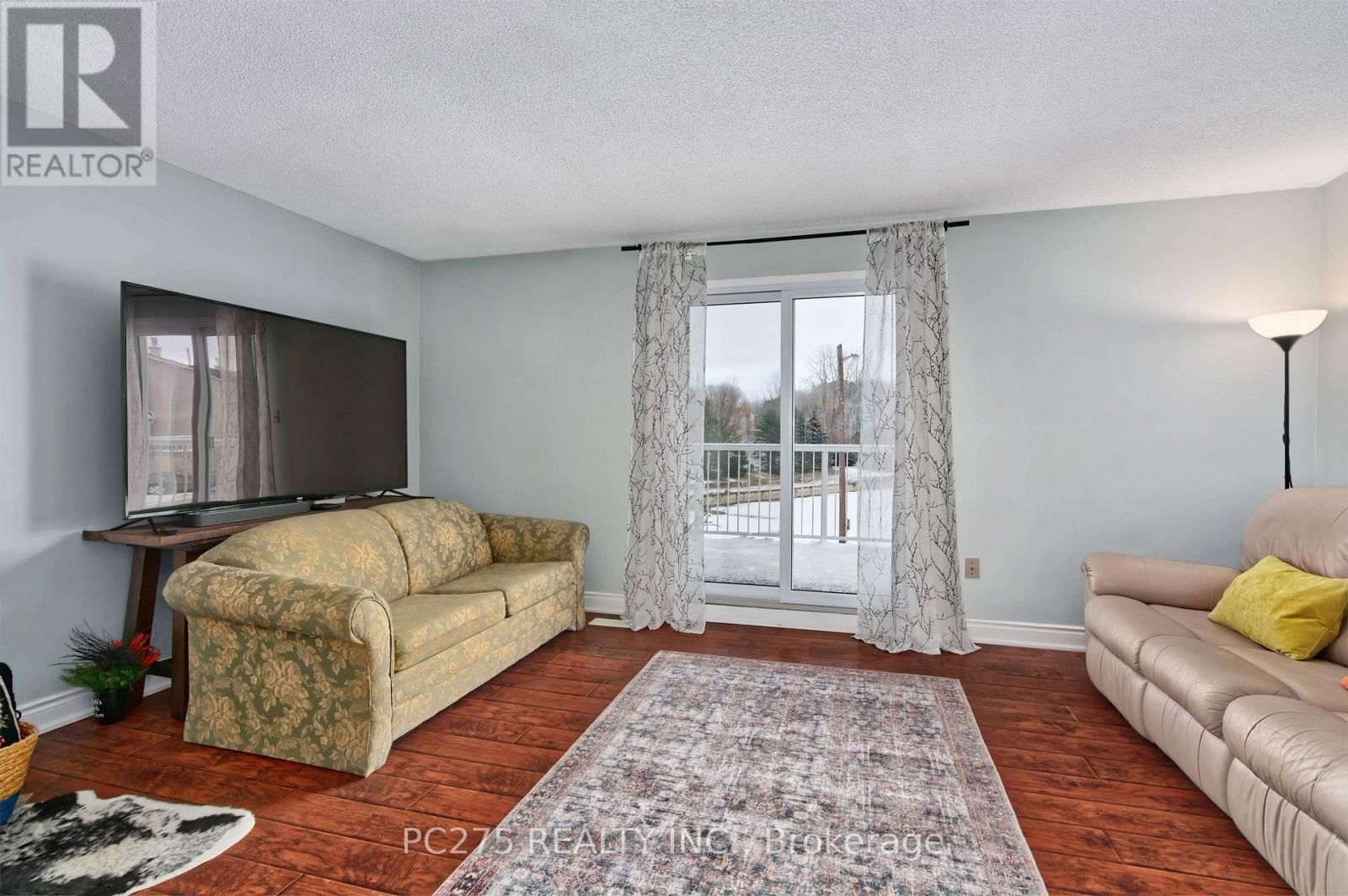 24 - 301 CARLOW ROAD Image 8