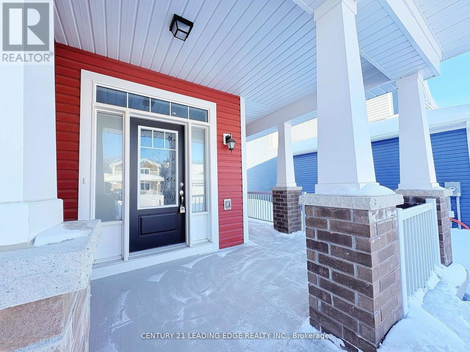 29 DYER CRESCENT Image 2