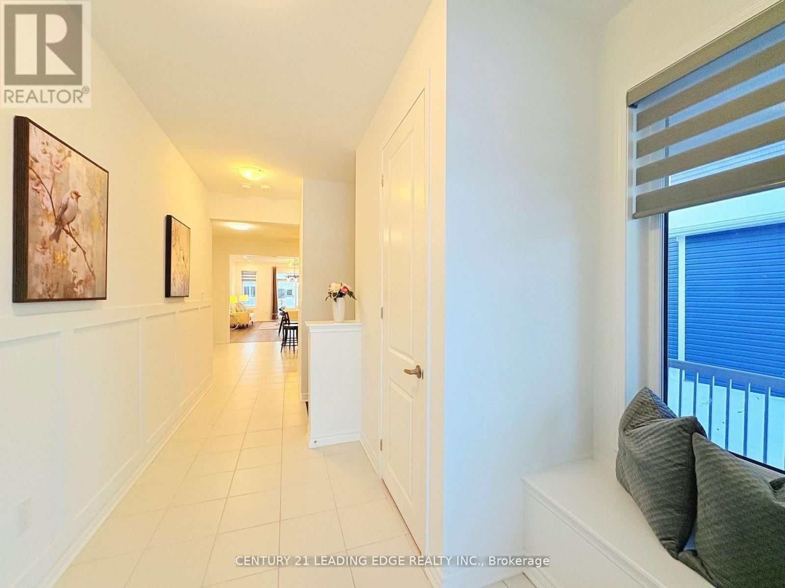 29 DYER CRESCENT Image 3