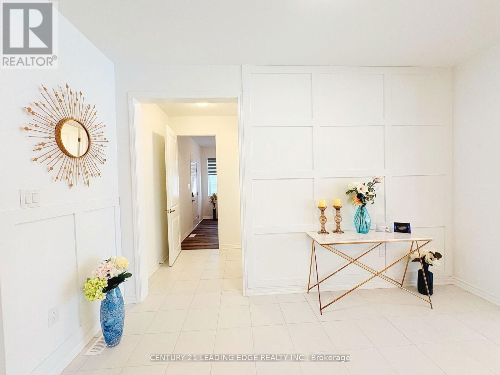 29 DYER CRESCENT Image 4