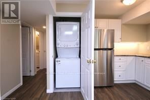 7 COUTTS COURT Image 12