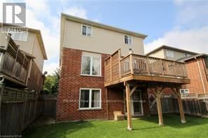 7 COUTTS COURT Image 15