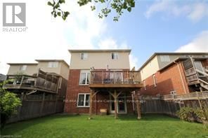 7 COUTTS COURT Image 16