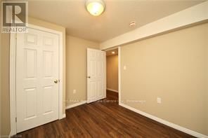7 COUTTS COURT Image 9