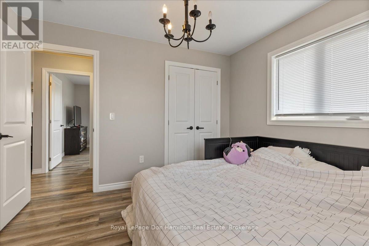 42 JOHN STREET Image 16