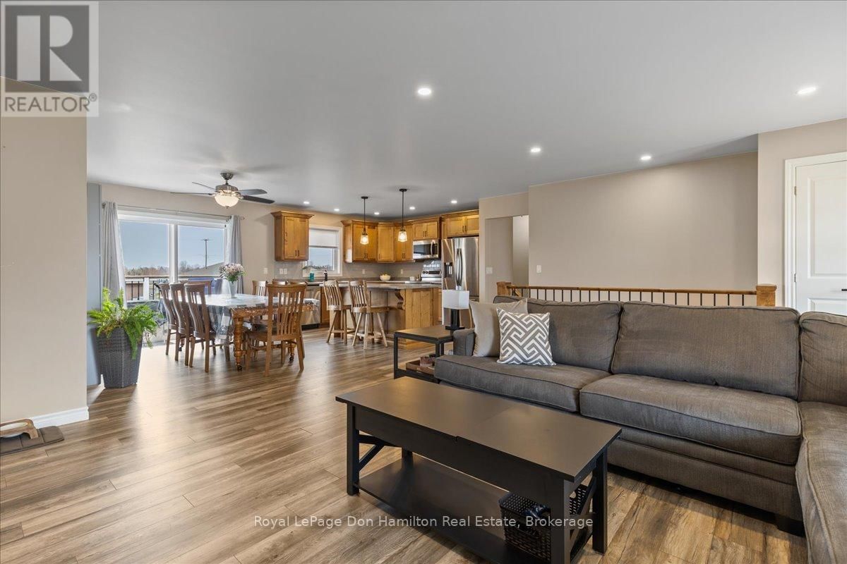 42 JOHN STREET Image 7