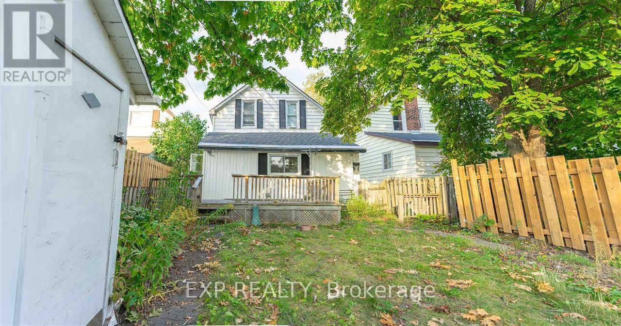 111 ALBERT STREET EAST Image 15