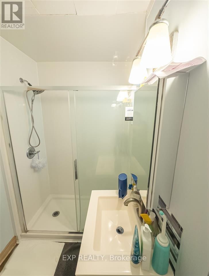 111 ALBERT STREET EAST Image 29