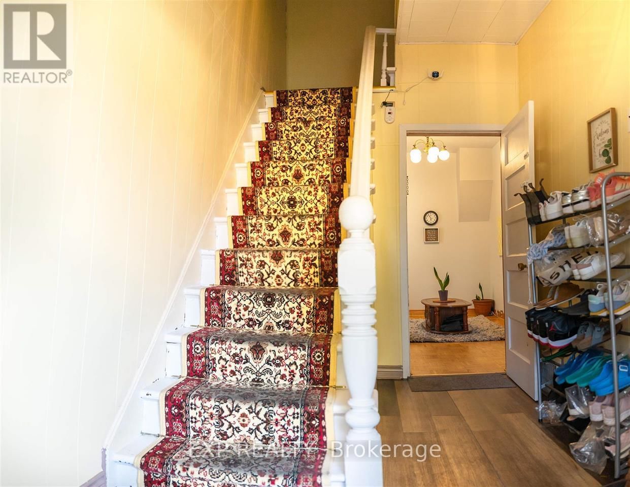 111 ALBERT STREET EAST Image 3