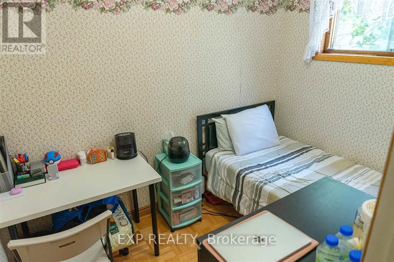 111 ALBERT STREET EAST Image 9