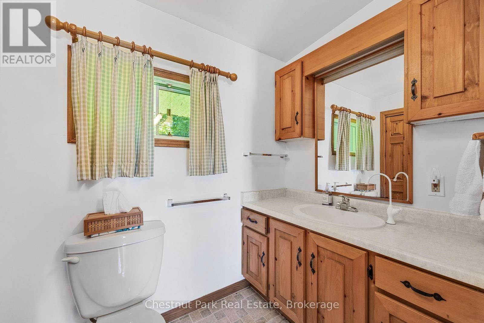 3 - 1251 BRACKENRIG ROAD NORTH Image 30