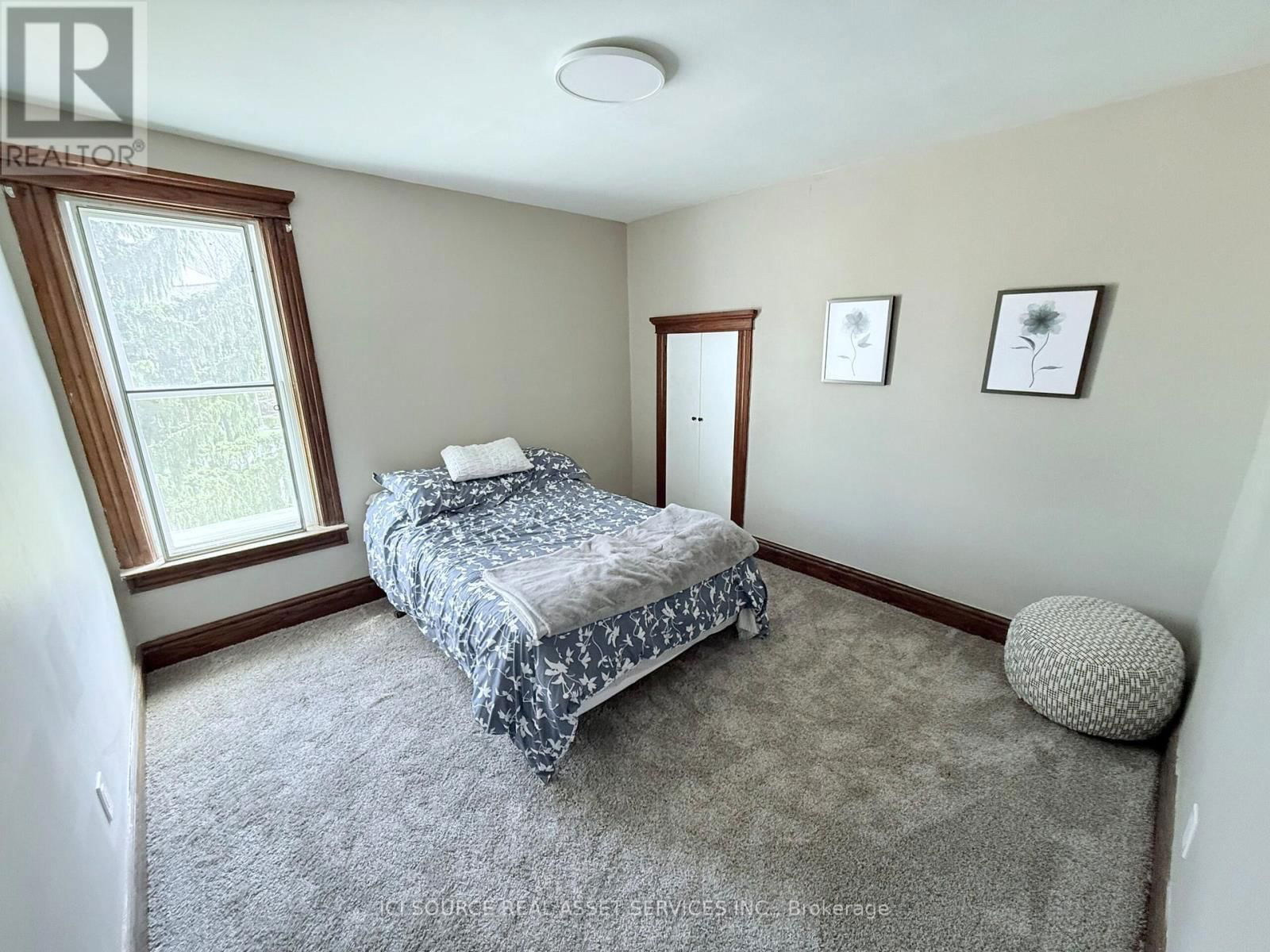189 ROLPH STREET Image 12