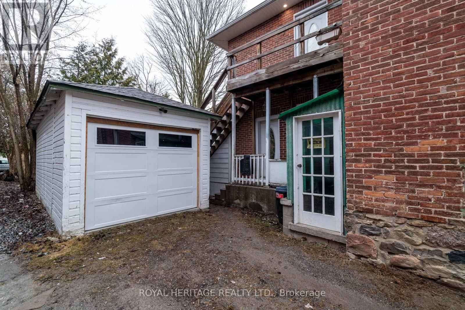 364 PARKHILL ROAD WEST Image 19