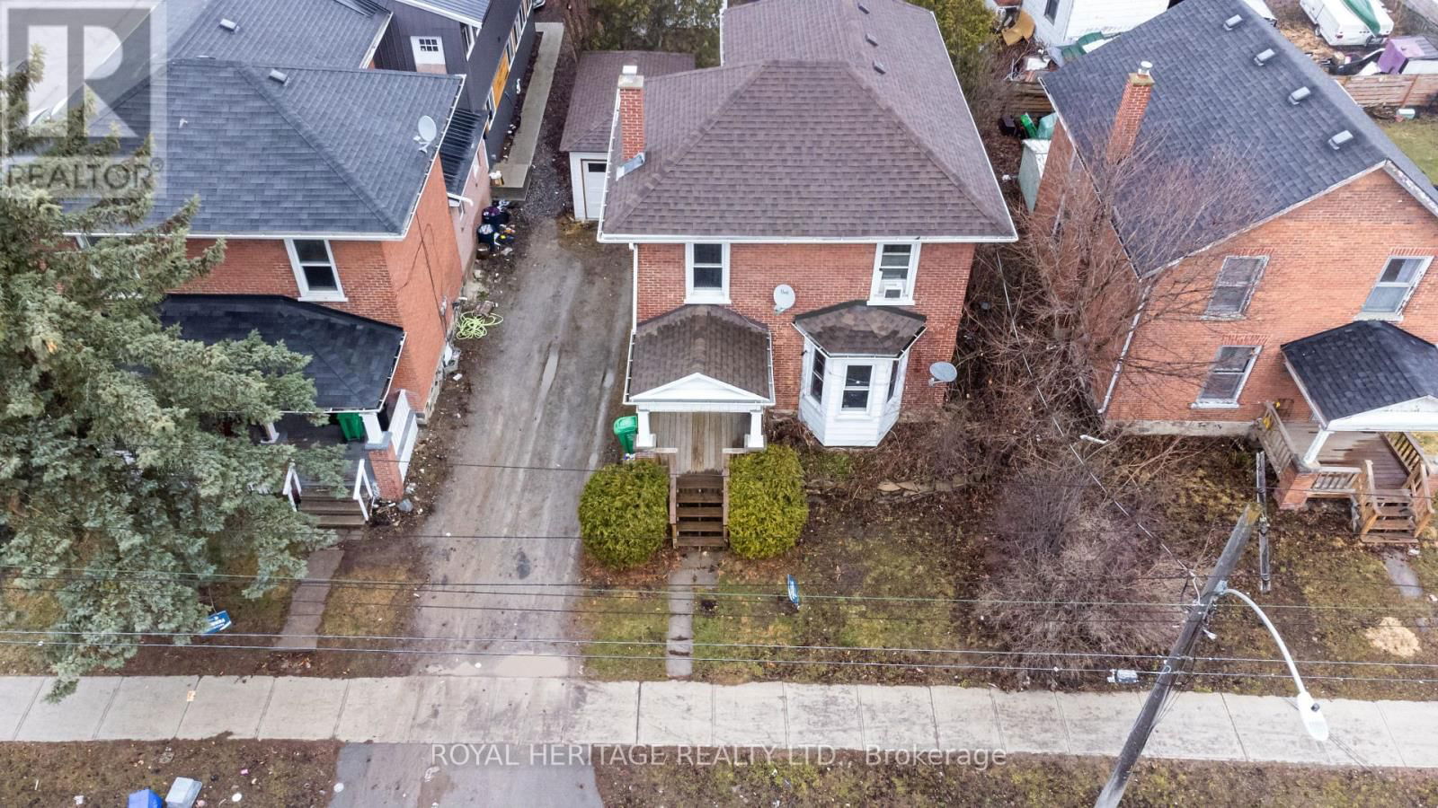 364 PARKHILL ROAD WEST Image 2