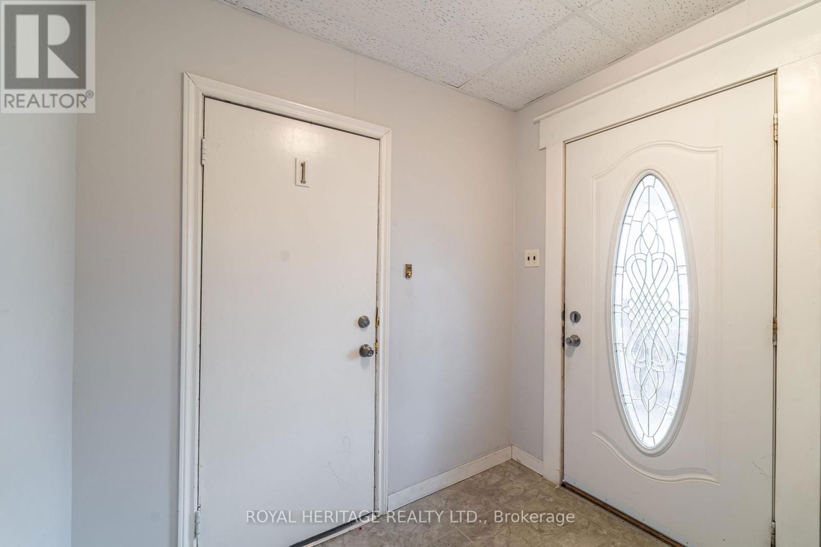 364 PARKHILL ROAD WEST Image 21