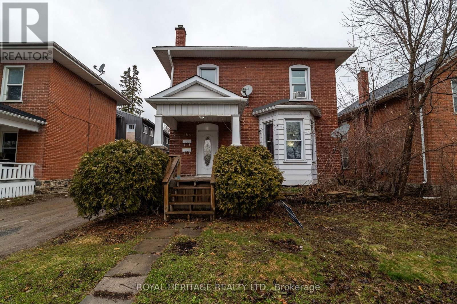 364 PARKHILL ROAD WEST Image 30