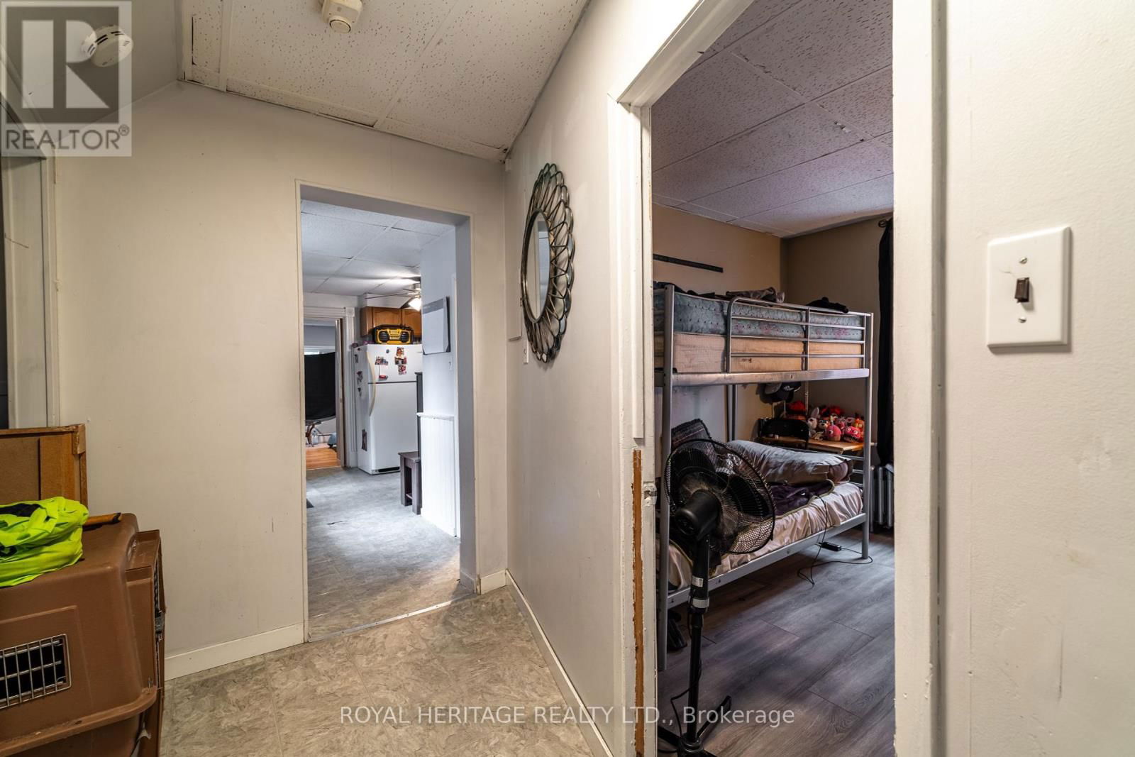 364 PARKHILL ROAD WEST Image 39