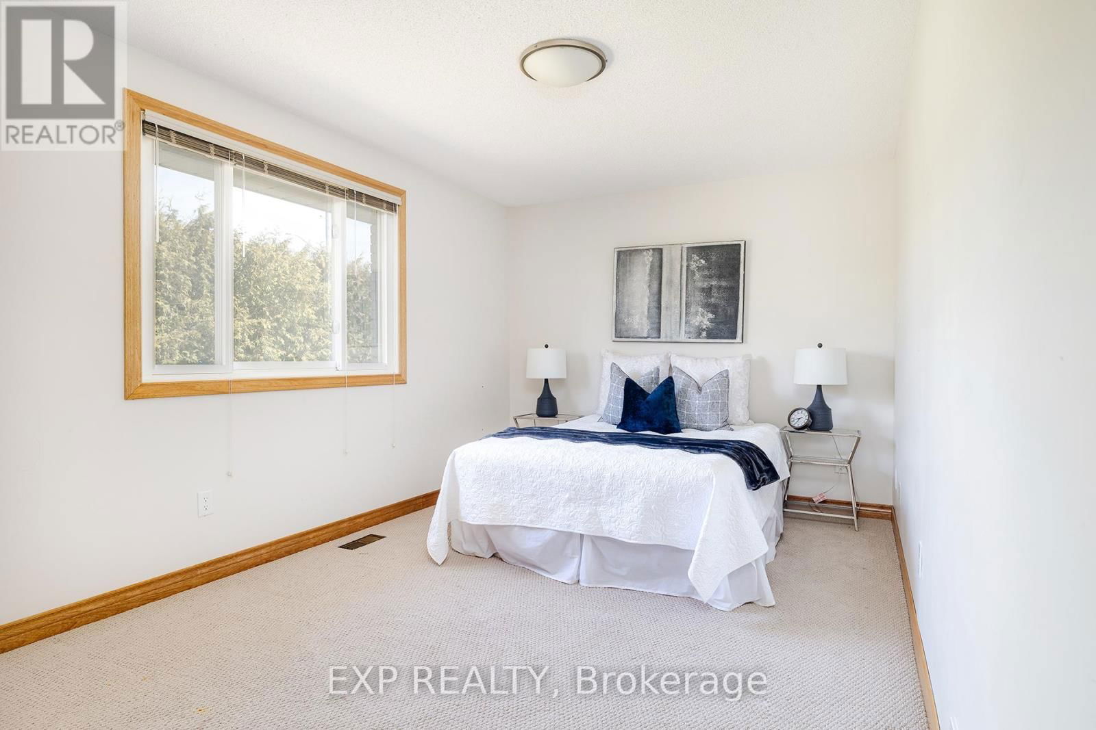 100 HADELAND AVENUE Image 11