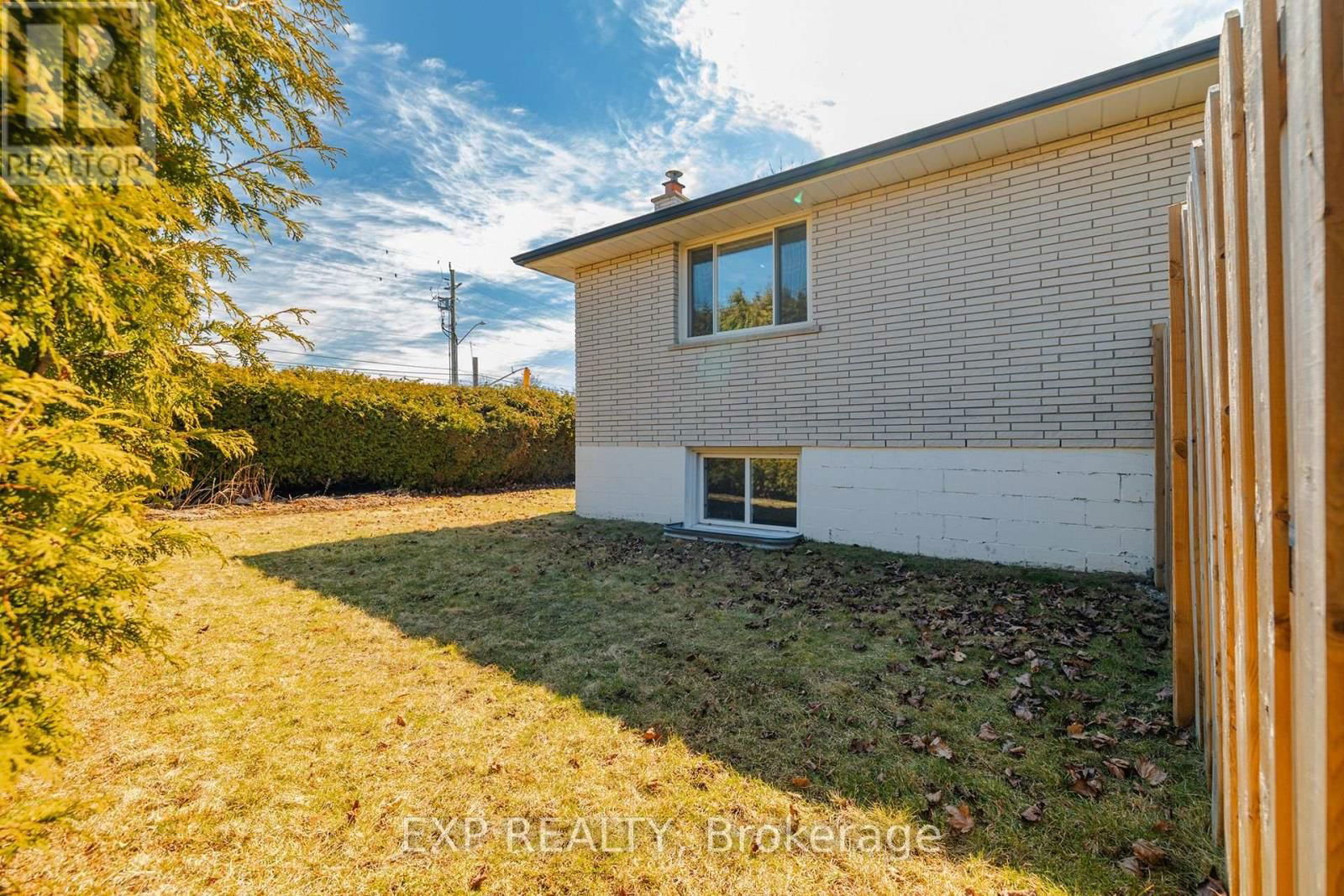 100 HADELAND AVENUE Image 29