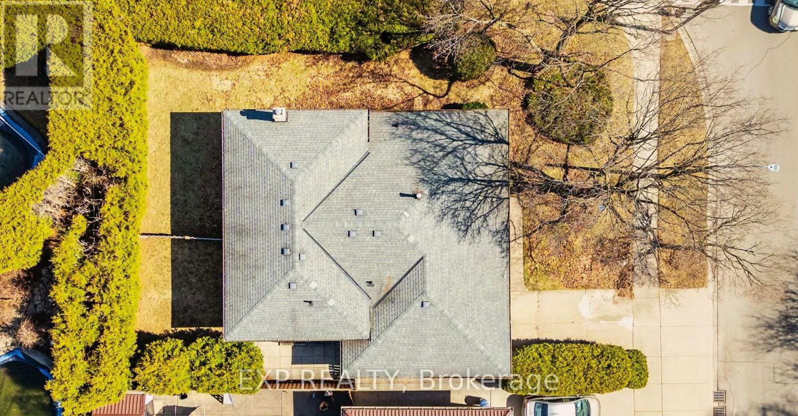 100 HADELAND AVENUE Image 34
