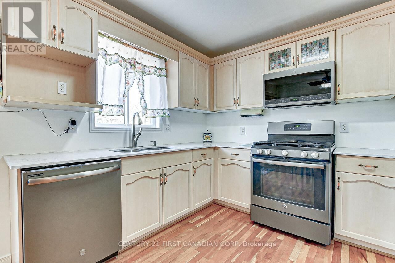 26 STONEYCREEK PLACE Image 13