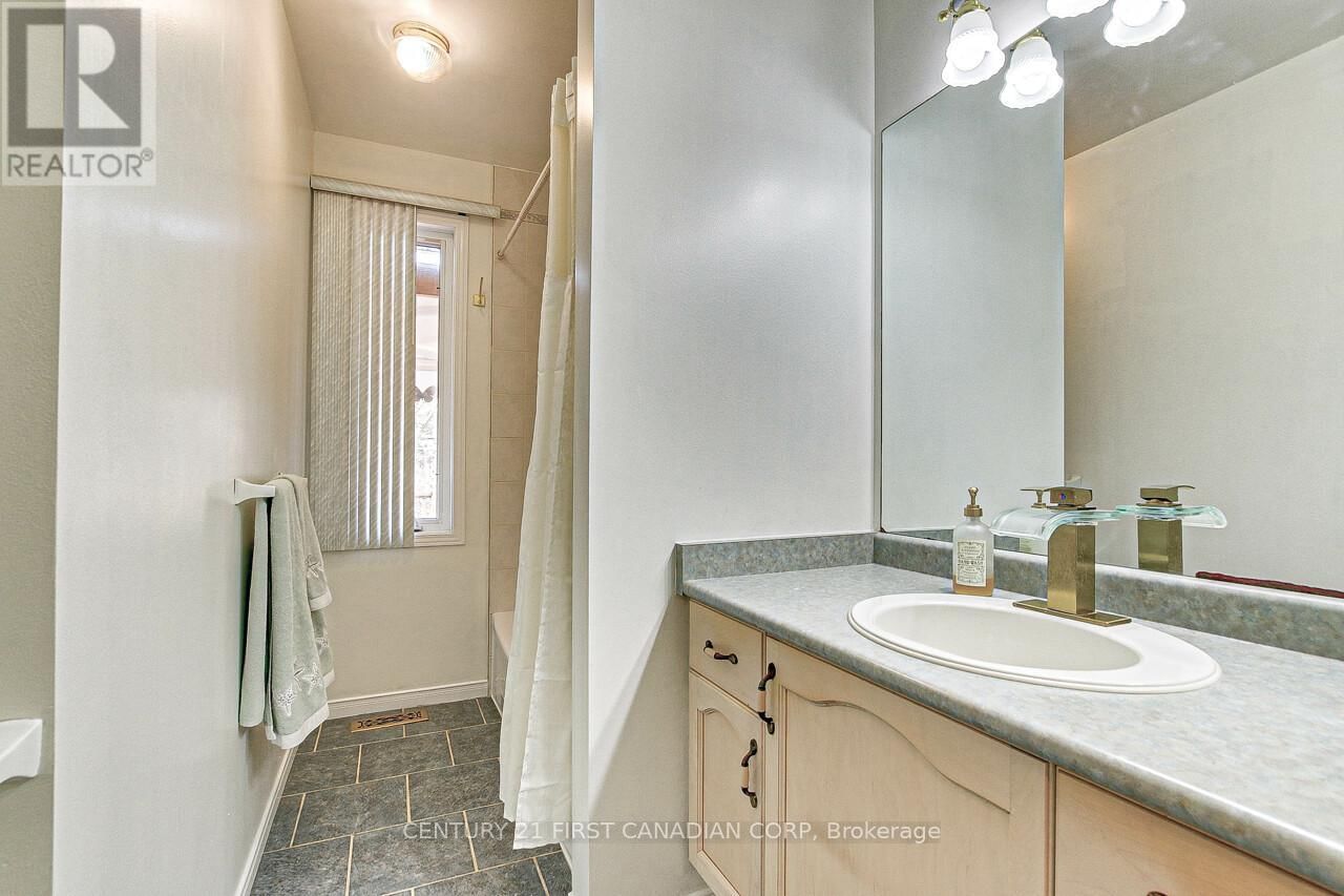 26 STONEYCREEK PLACE Image 14