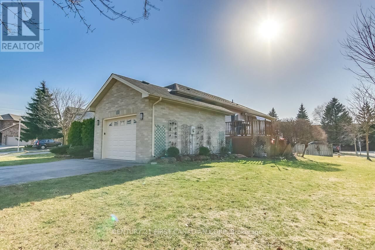 26 STONEYCREEK PLACE Image 2