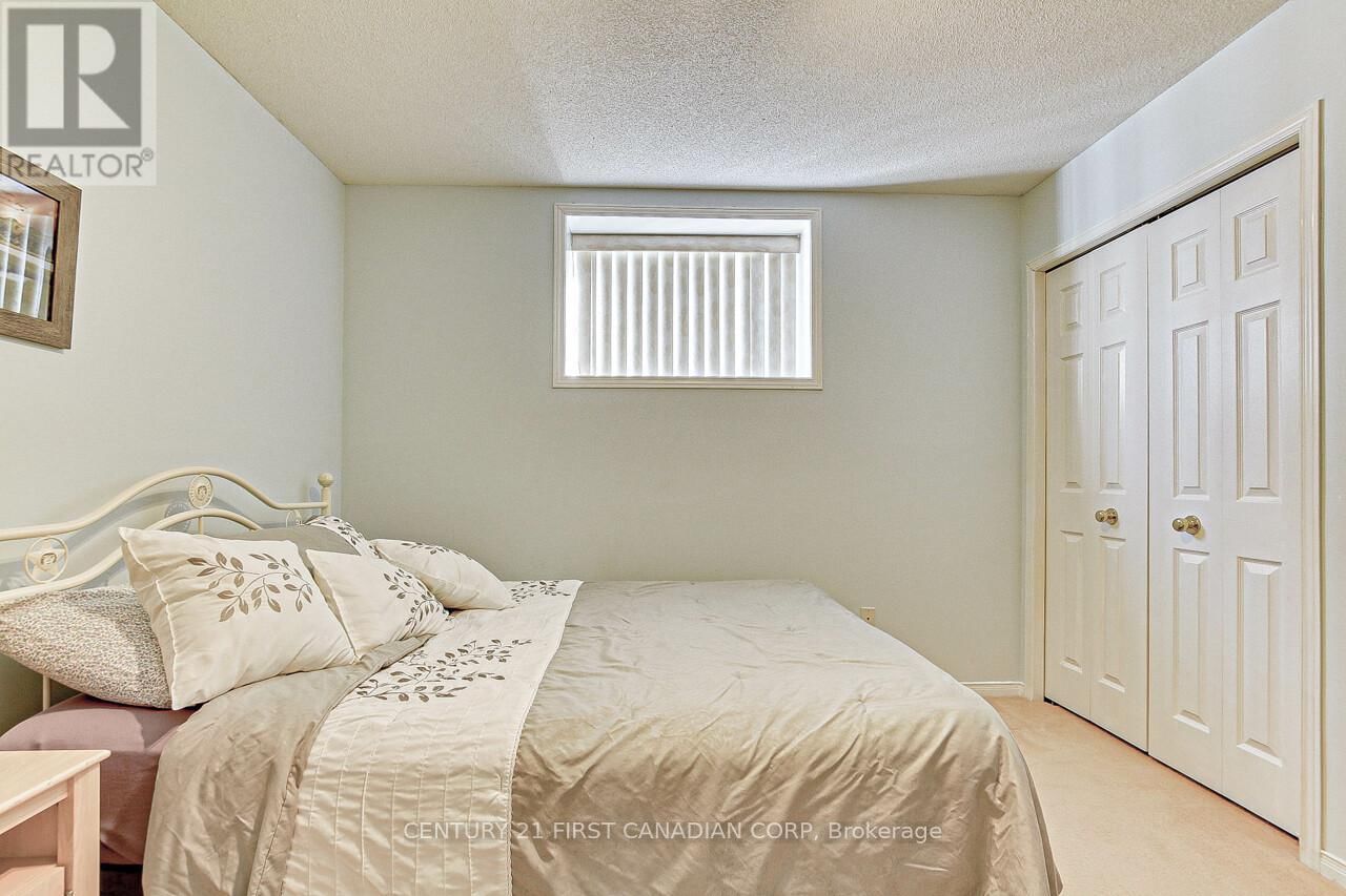 26 STONEYCREEK PLACE Image 25