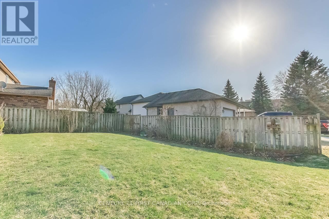 26 STONEYCREEK PLACE Image 29