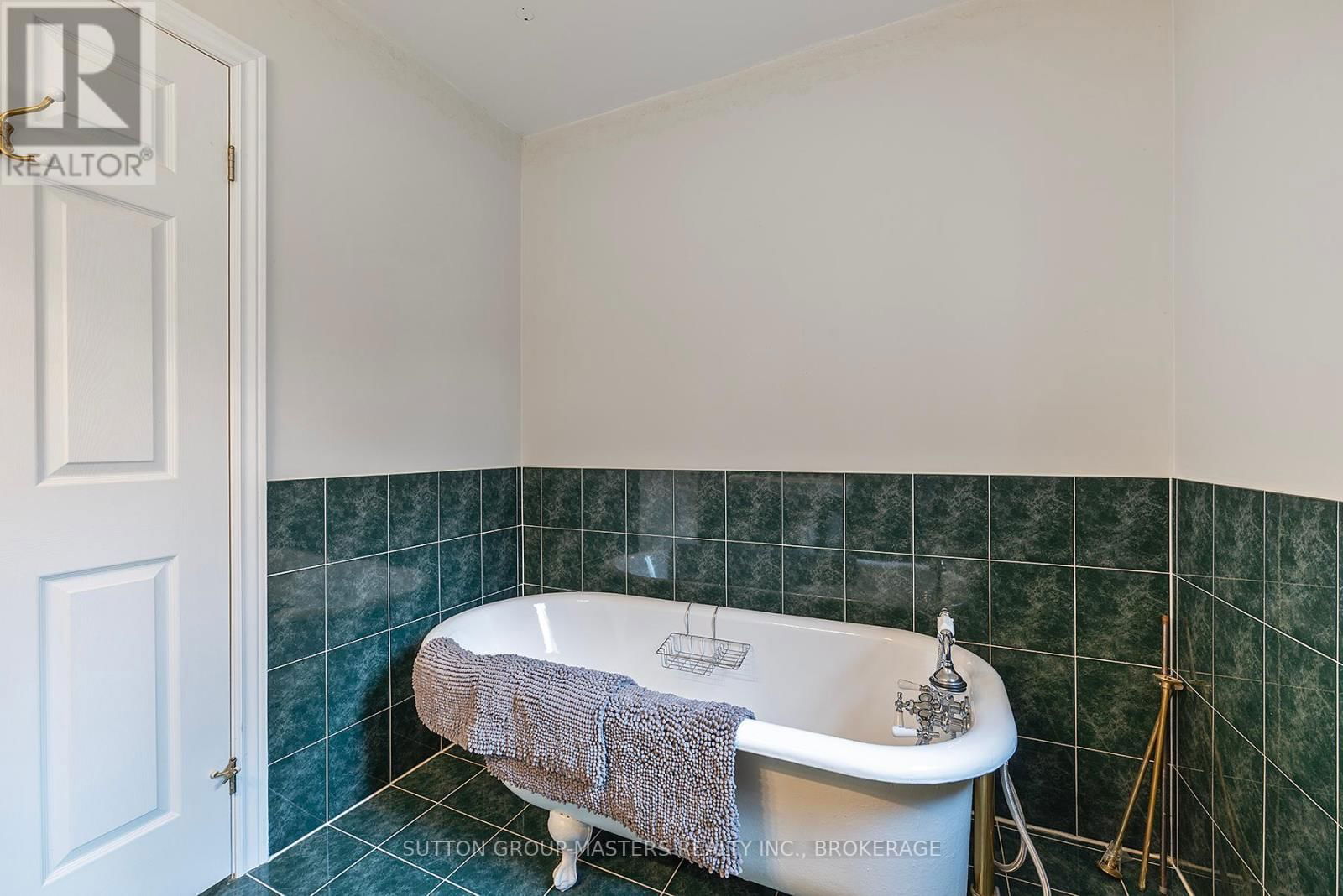 168 ESCOTT ROCKPORT ROAD Image 35