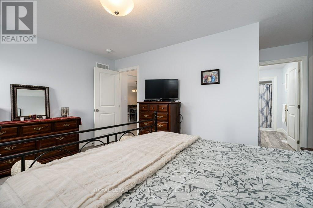14 CALEB CRESCENT Image 15