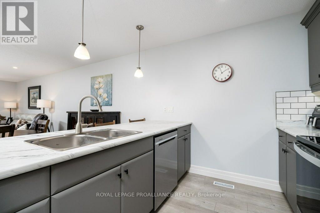 14 CALEB CRESCENT Image 7