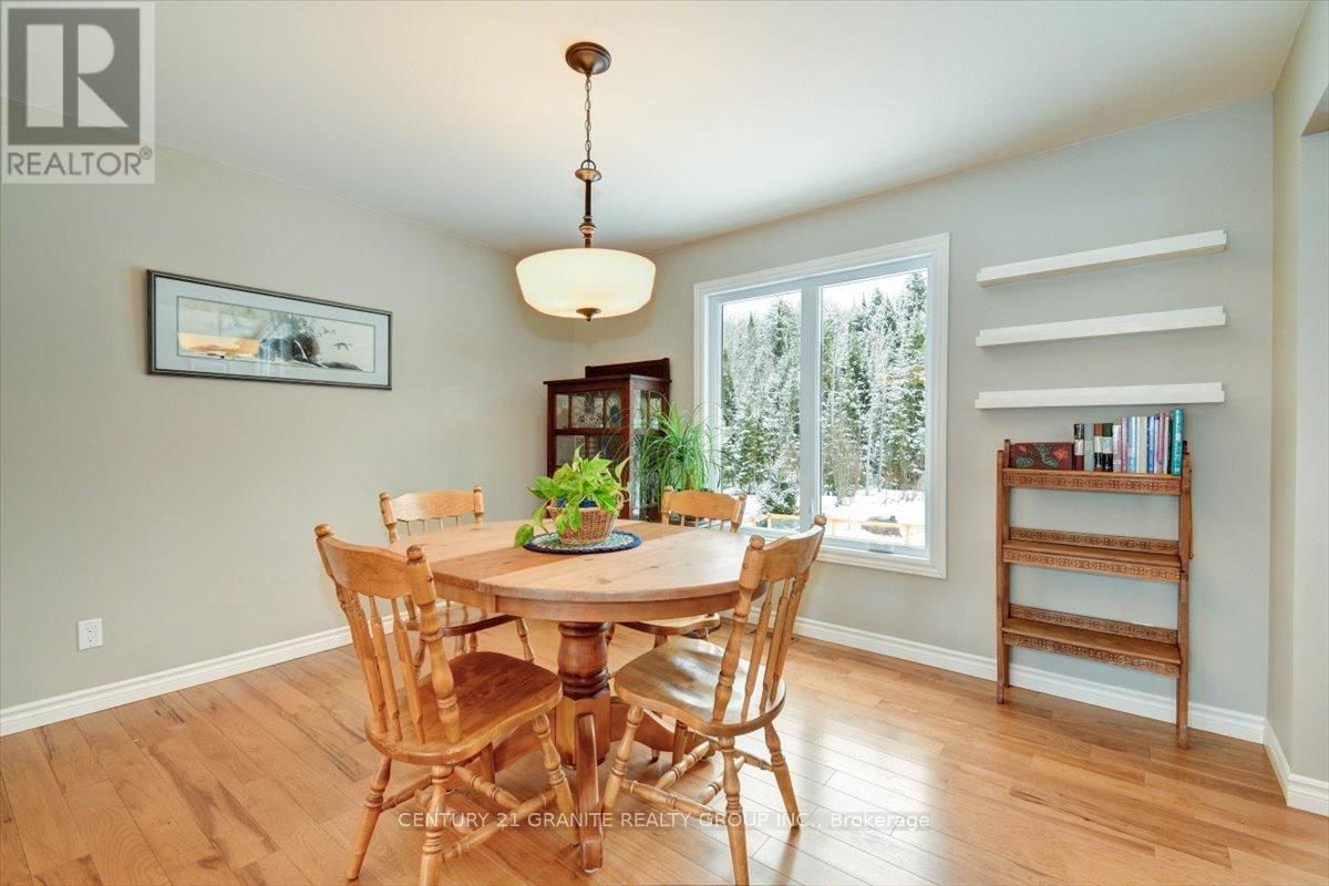 147 AIRPORT ROAD Image 16