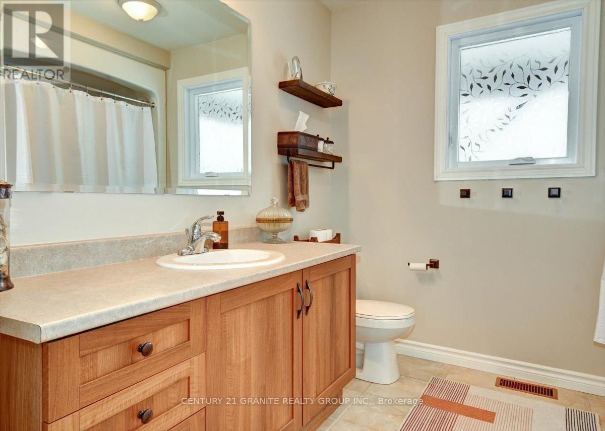 147 AIRPORT ROAD Image 20
