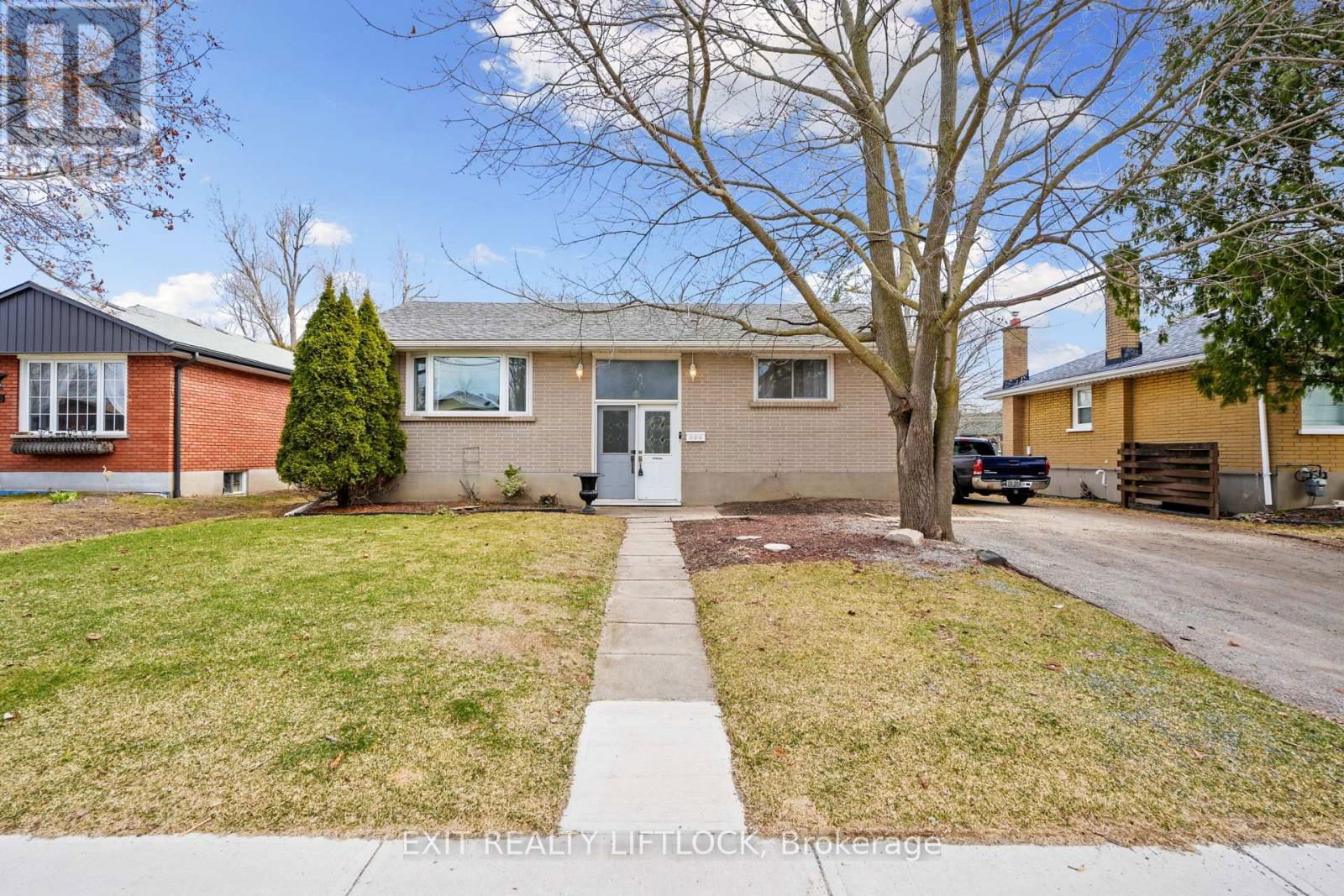 526 ERSKINE AVENUE Image 1