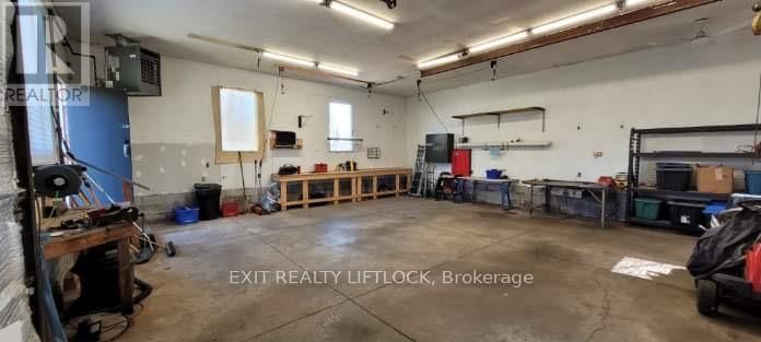 526 ERSKINE AVENUE Image 30