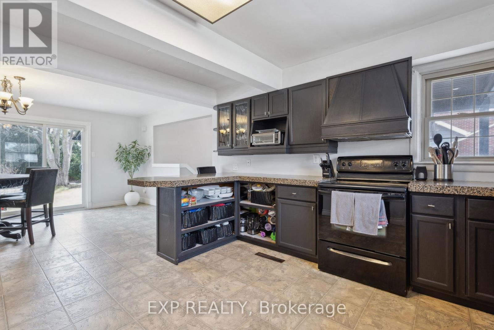 13379 ILDERTON ROAD Image 12