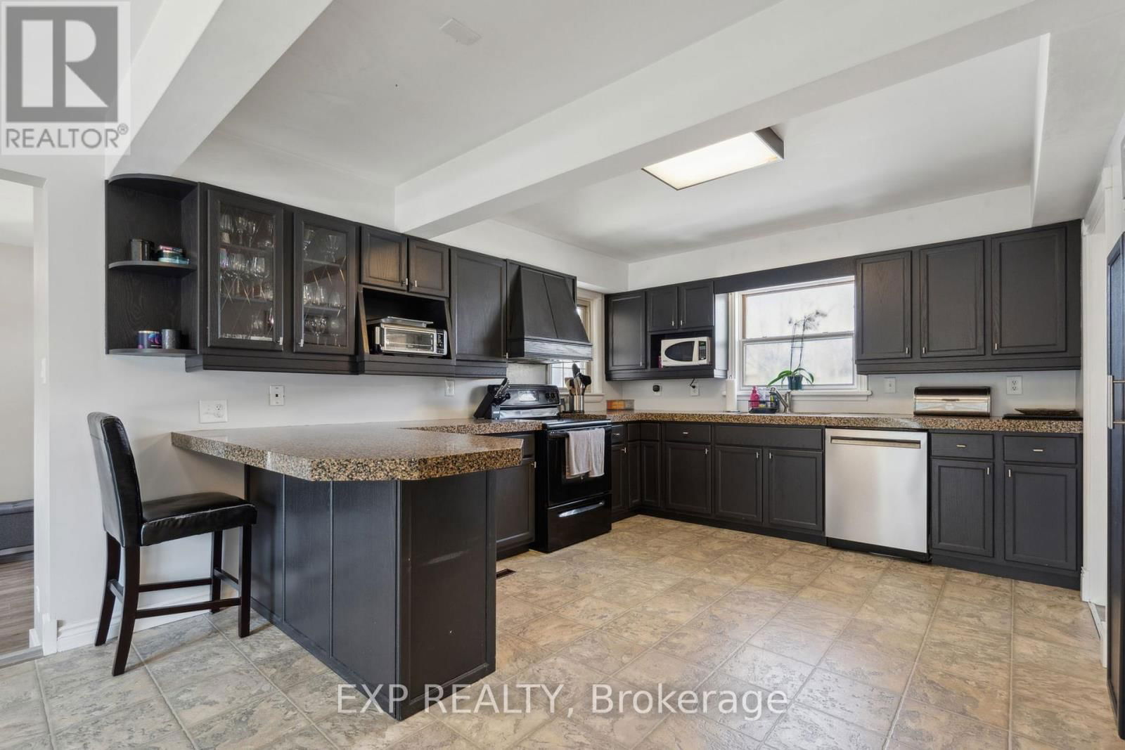 13379 ILDERTON ROAD Image 14