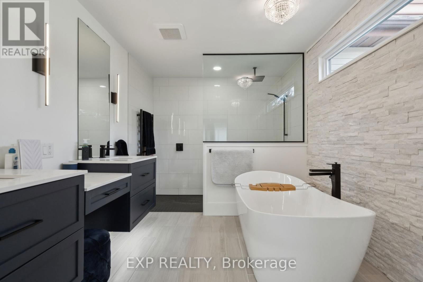 13379 ILDERTON ROAD Image 7