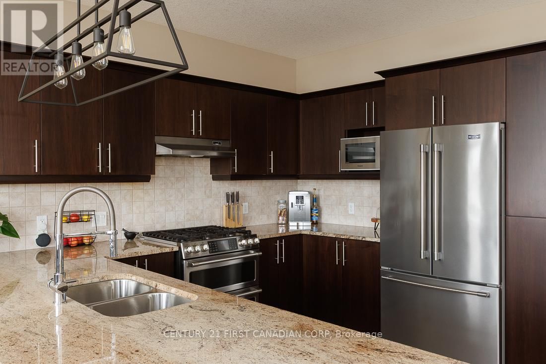 2556 HOLBROOK DRIVE Image 12