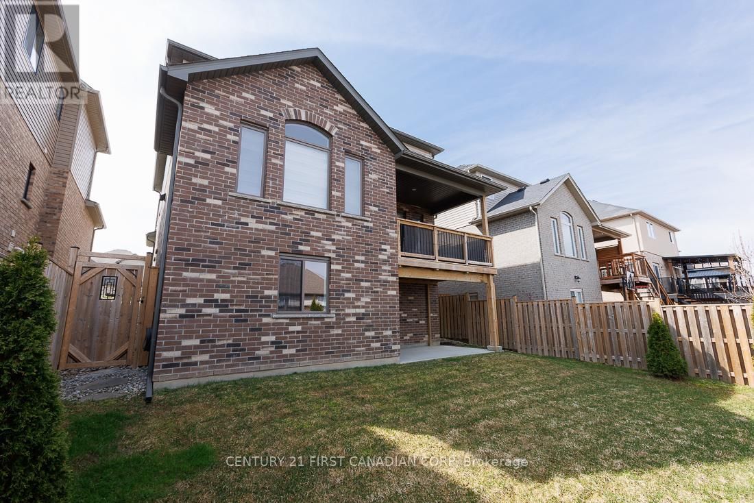2556 HOLBROOK DRIVE Image 40