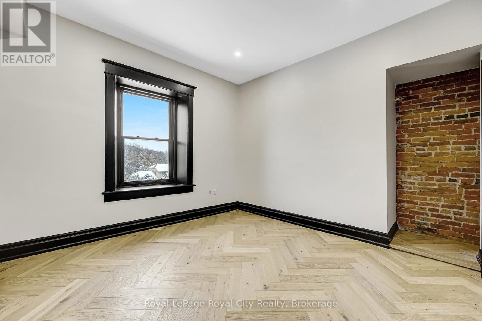 4 - 438 GEDDES STREET Image 16