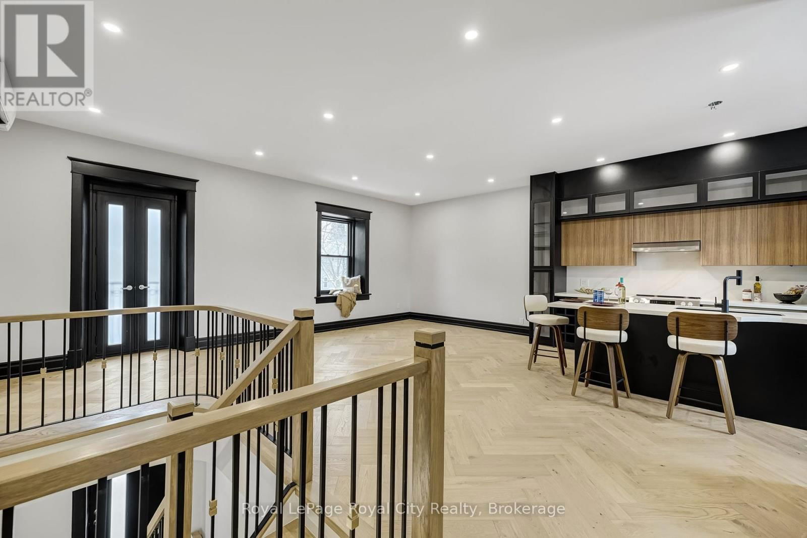 4 - 438 GEDDES STREET Image 4