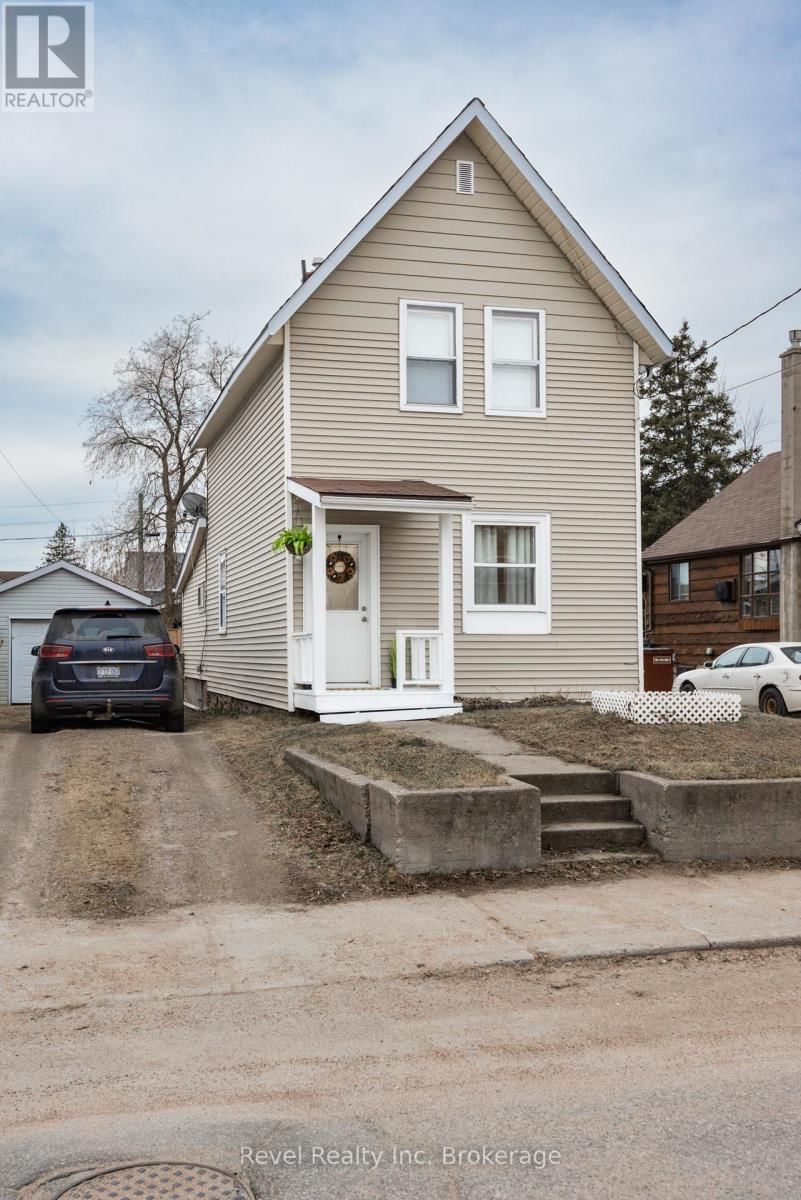 359 FOURTH AVENUE EAST Image 3