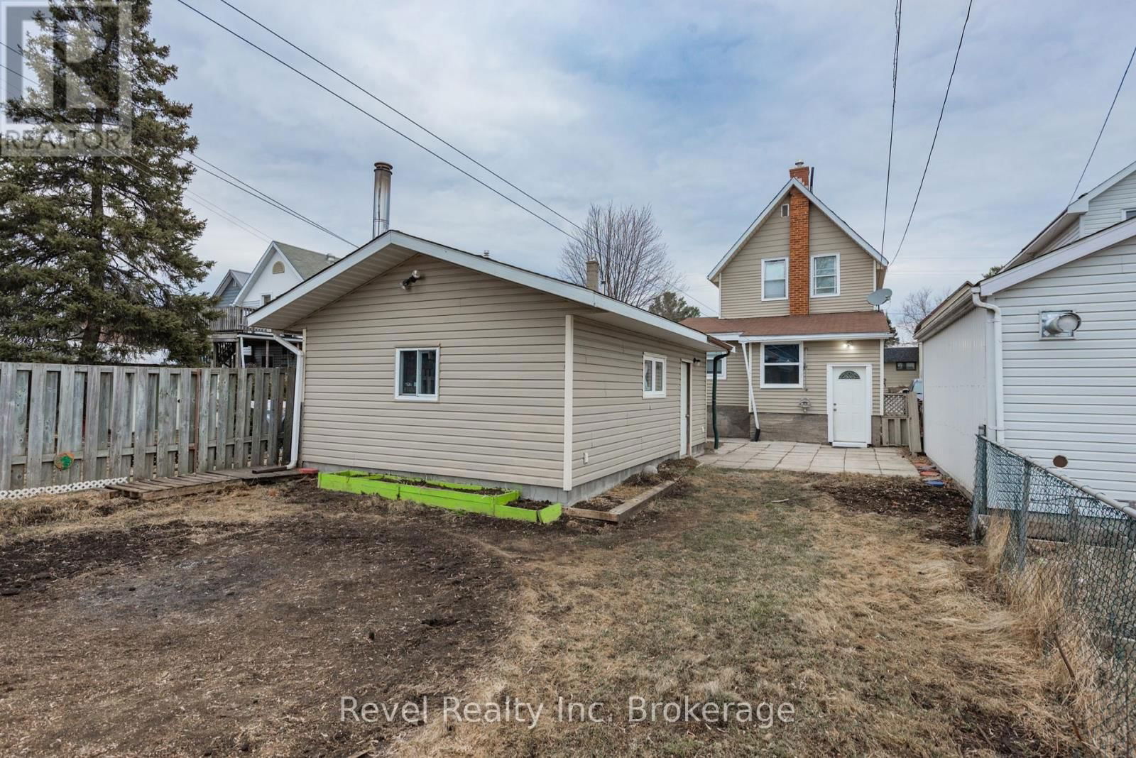 359 FOURTH AVENUE EAST Image 35