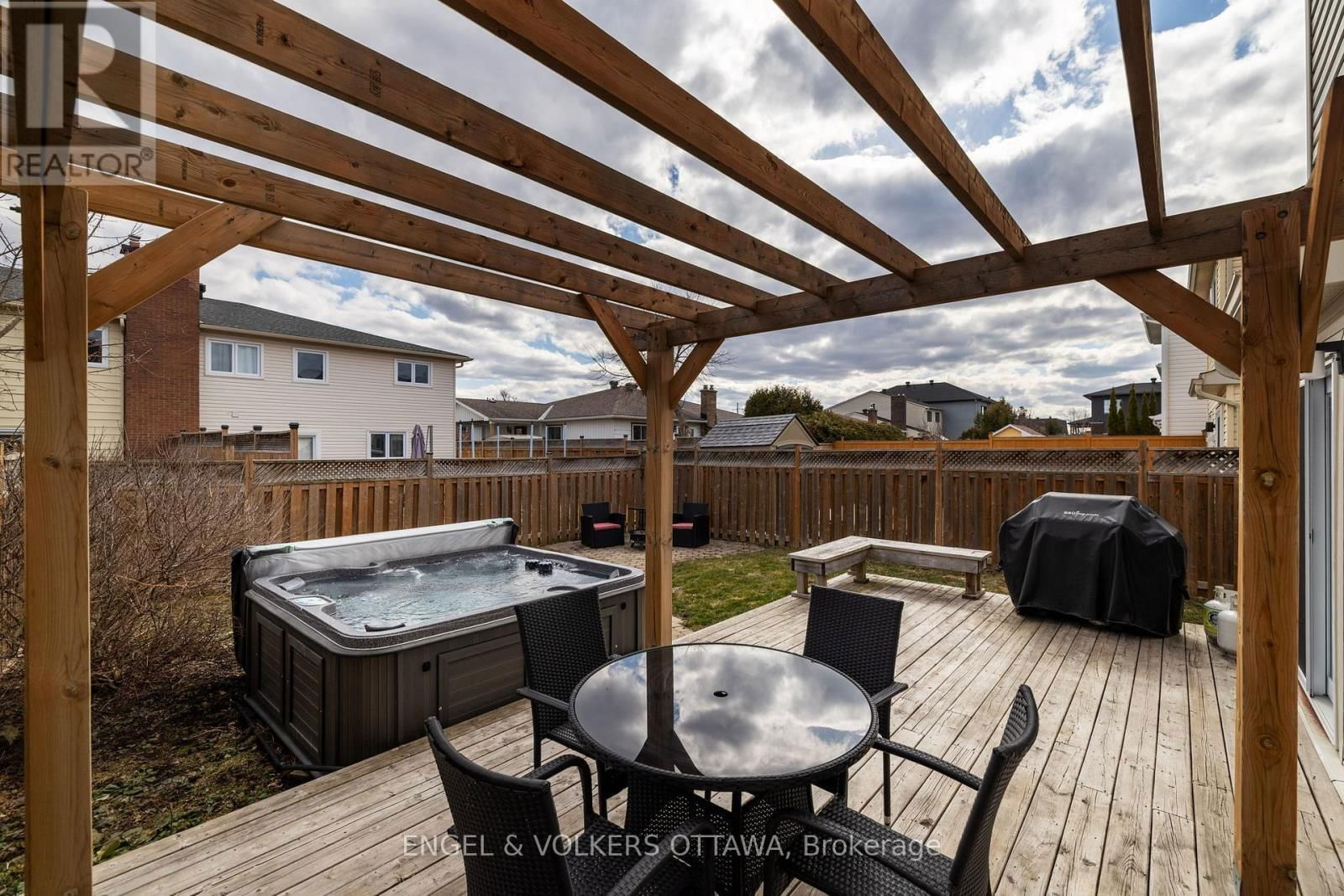 17 WINLOCK CRESCENT Image 26