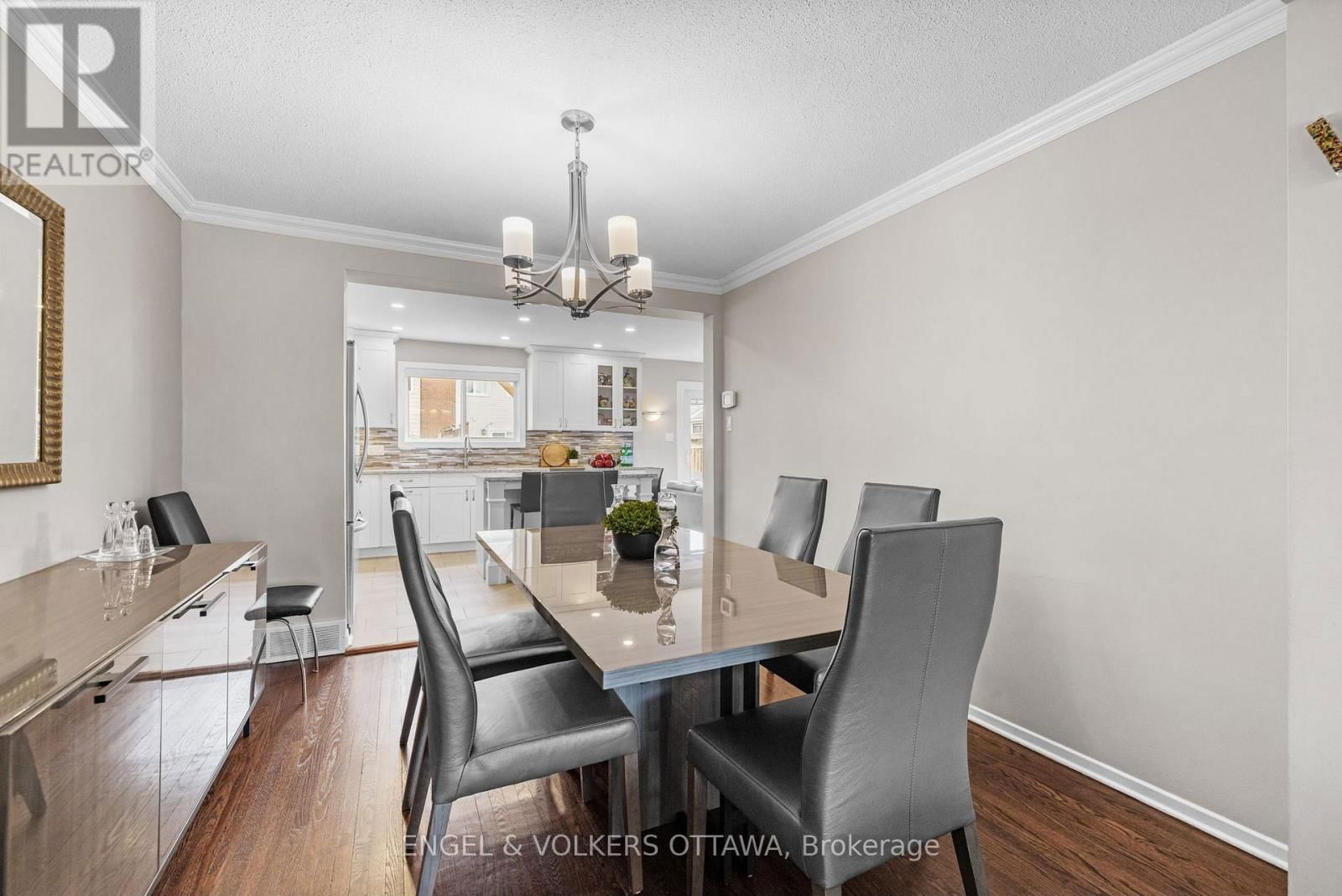 17 WINLOCK CRESCENT Image 6